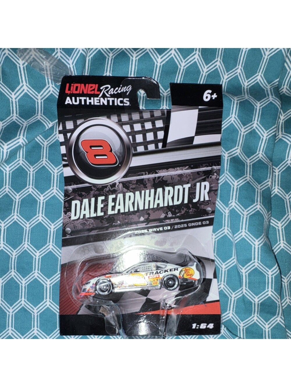 Lionel Racing Authentics NASCAR Dale Earnhardt Jr #8 Diecast Race Car 1:64 2025…